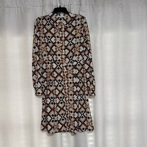 Ces Femme Long Sleeve Geometric Dress - Black, White, Tan